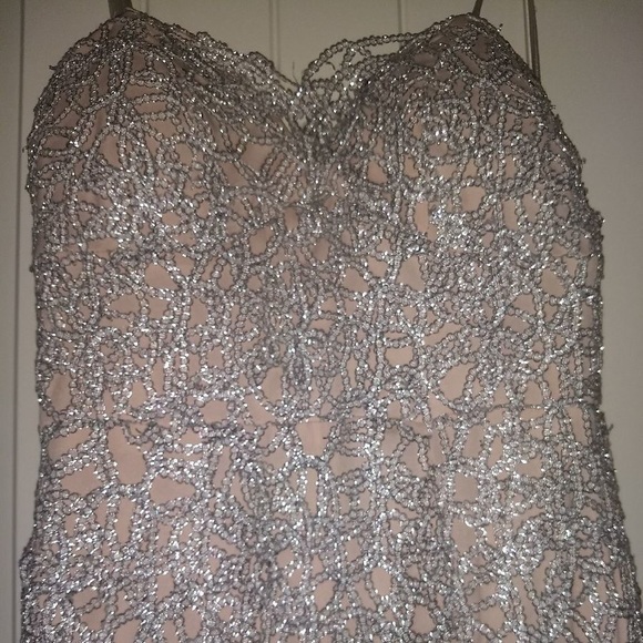 Prom dress - Picture 4 of 6